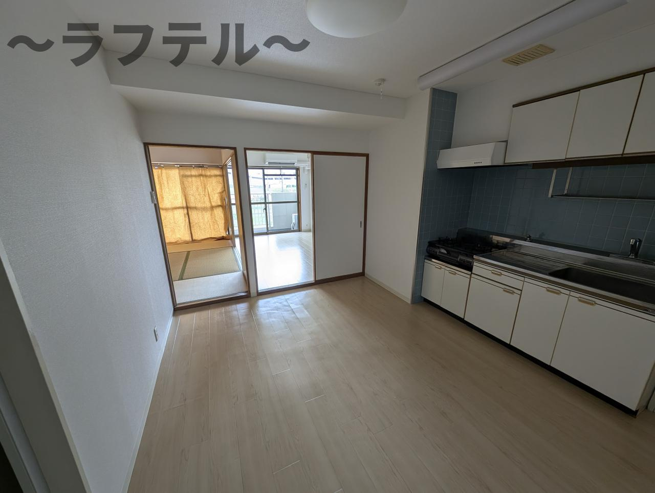 入間市駅前第二ビルの居間・リビング|別部屋イメージ写真