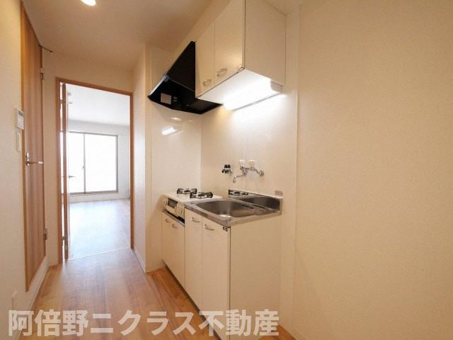 RB桑津のキッチン|内装は別部屋の参考写真です。