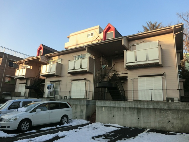 さいたま市浦和区東岸町のアパートの外観