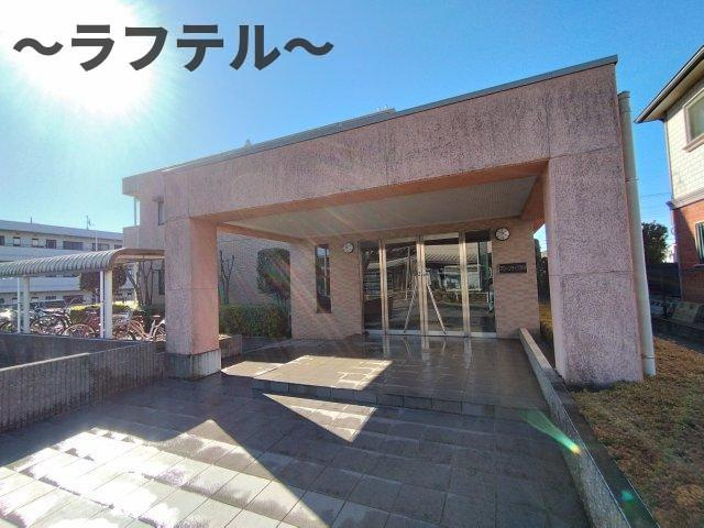 グリーンライズ南台のエントランス