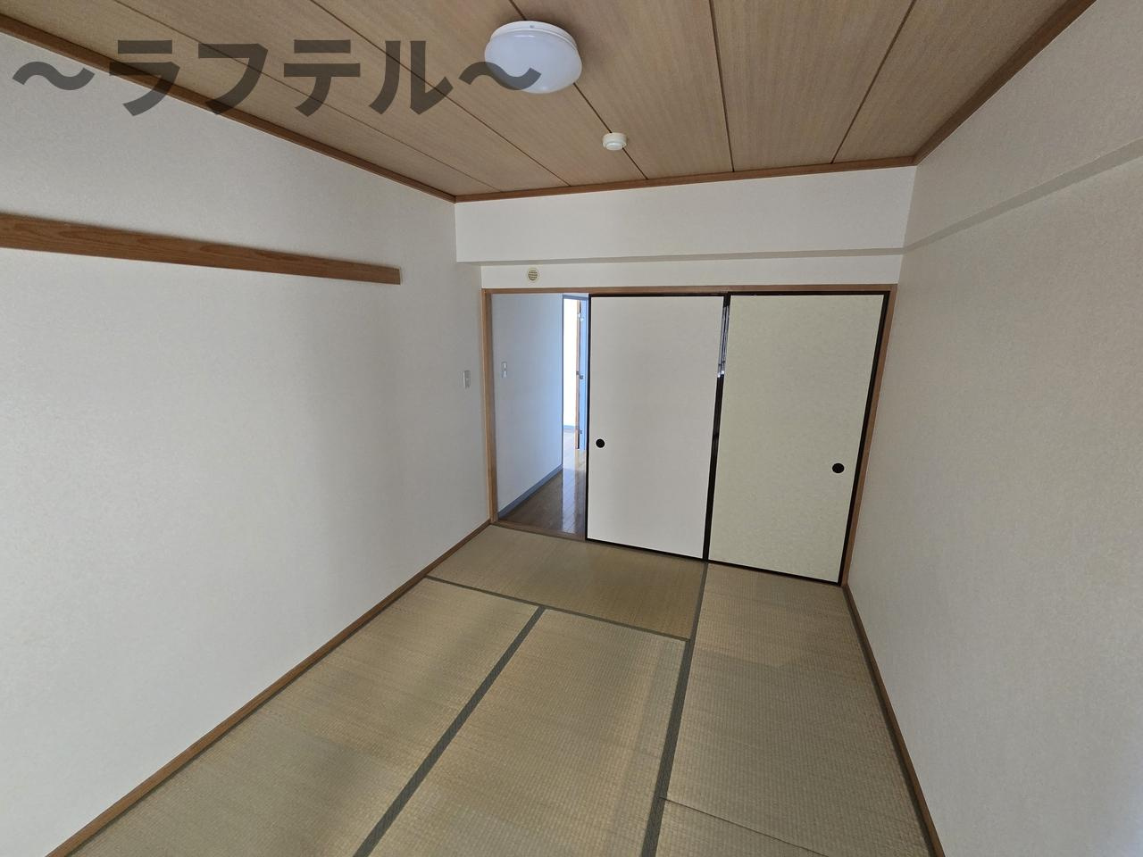 松本マンションの和室