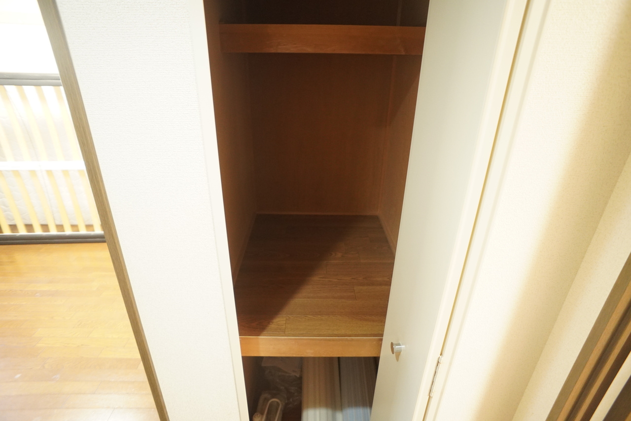 タワーアラモードの収納