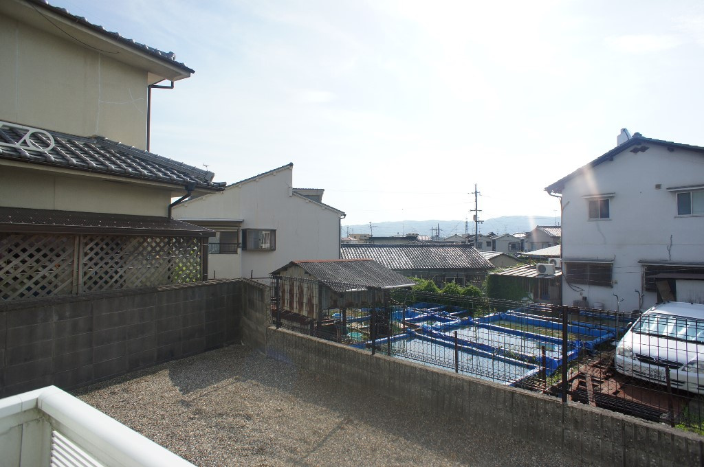 レオパレスＷＩＬＬ南郡山のバルコニー