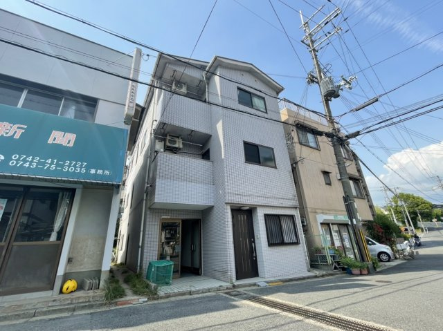 ウェルネス帝塚山の外観