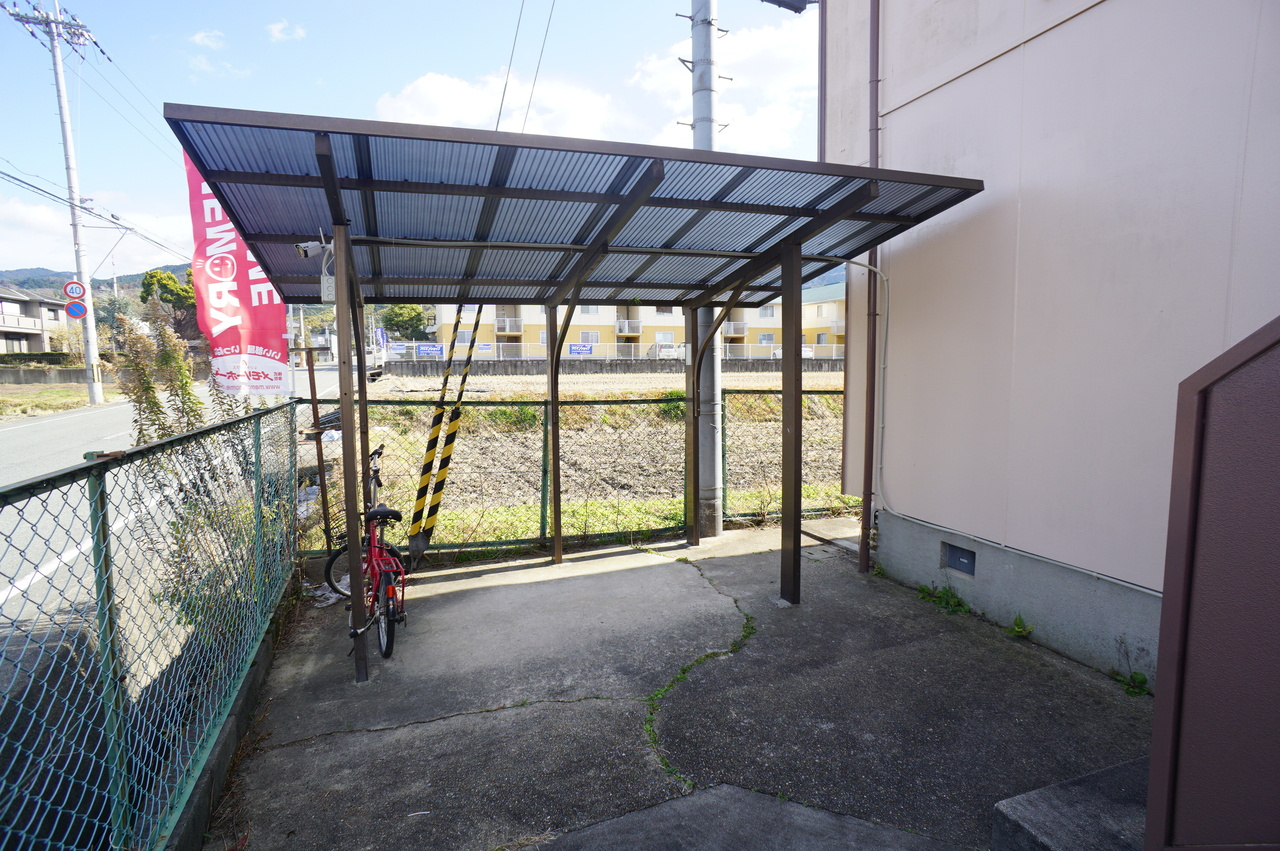 乙木ハイツＡ棟の駐車場