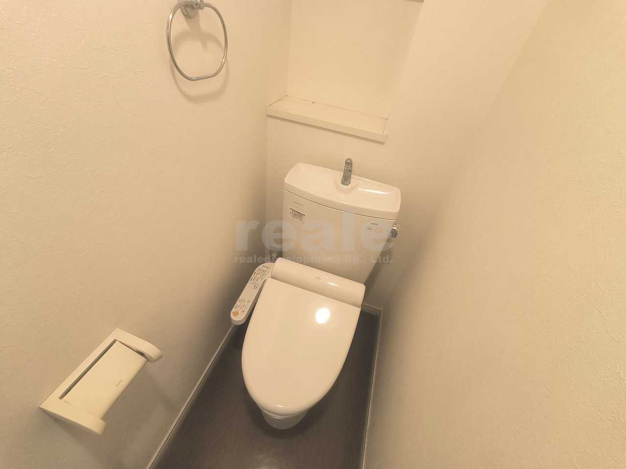 杉並区西荻南２丁目のアパートのトイレ