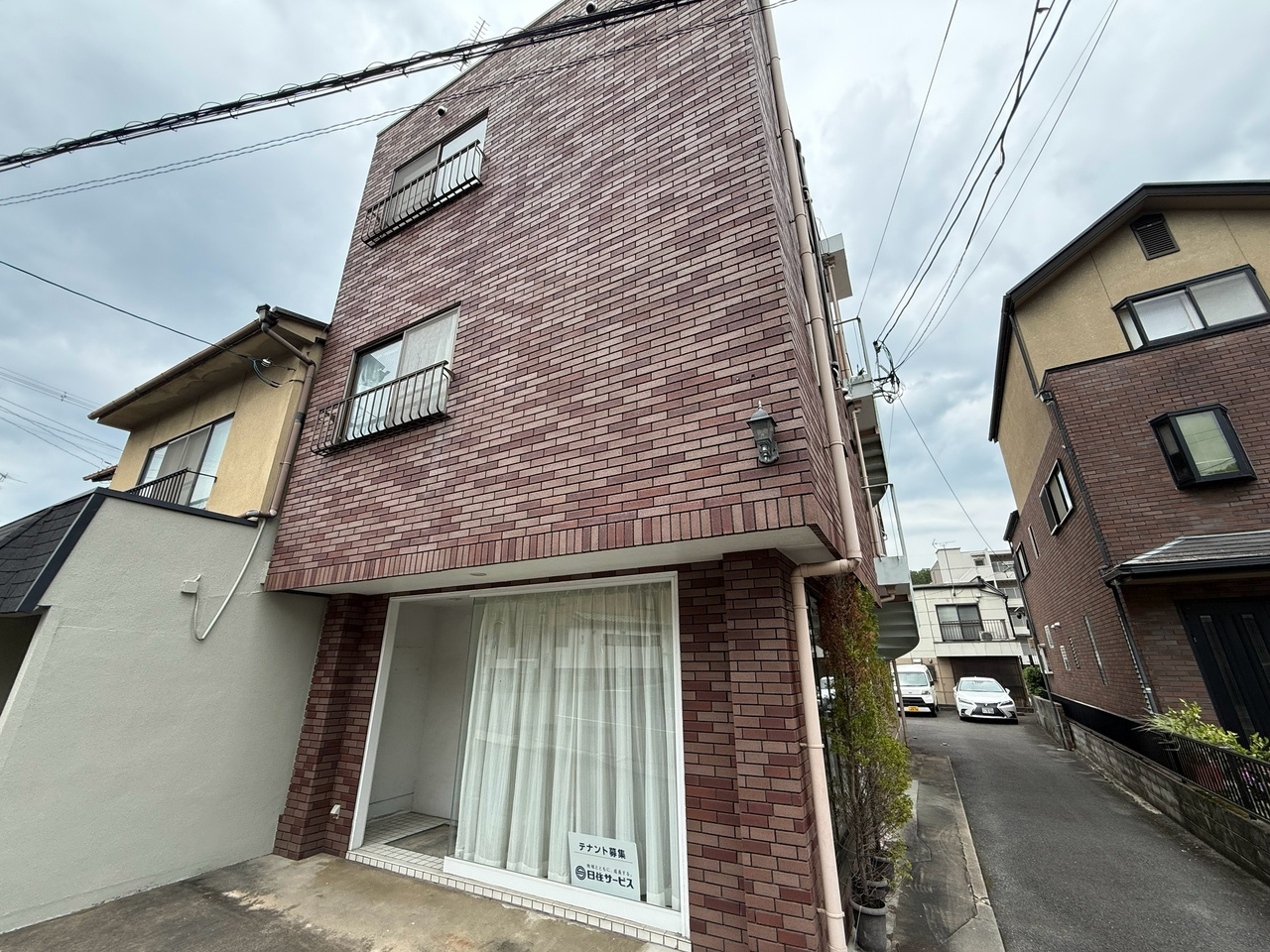 鹿ケ谷マンションの外観