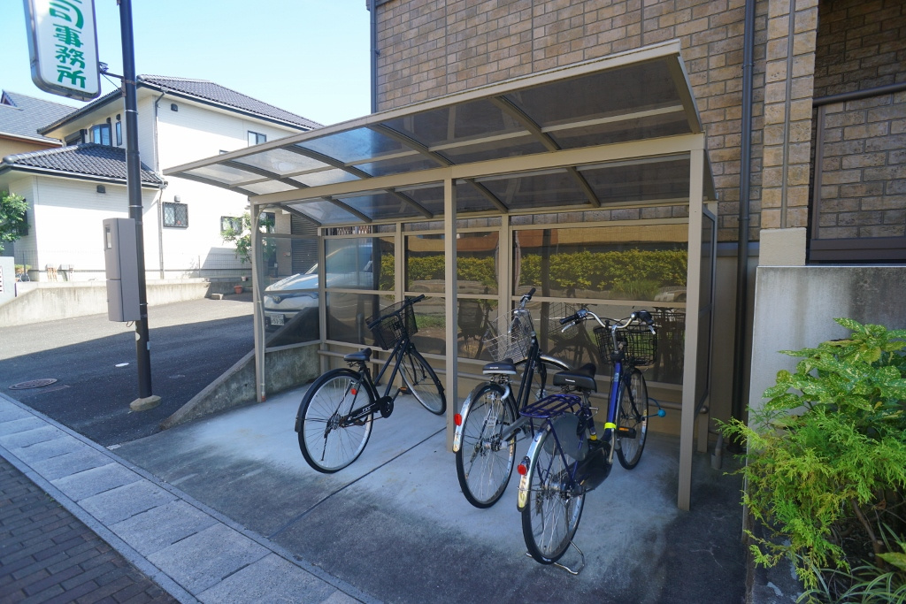ステラ西大寺の駐車場