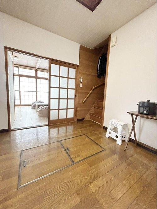 鳩ケ谷本町T邸の内装|※入居中写真荷物なし