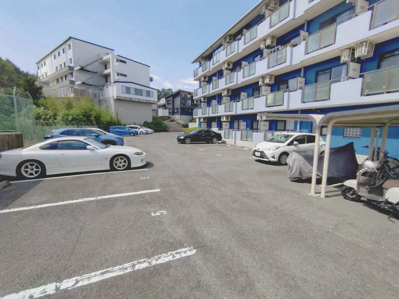 リオグランデ由希の駐車場
