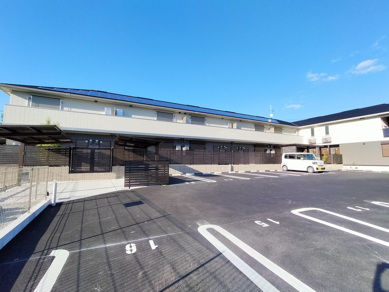 グランヴェール西ノ京の外観