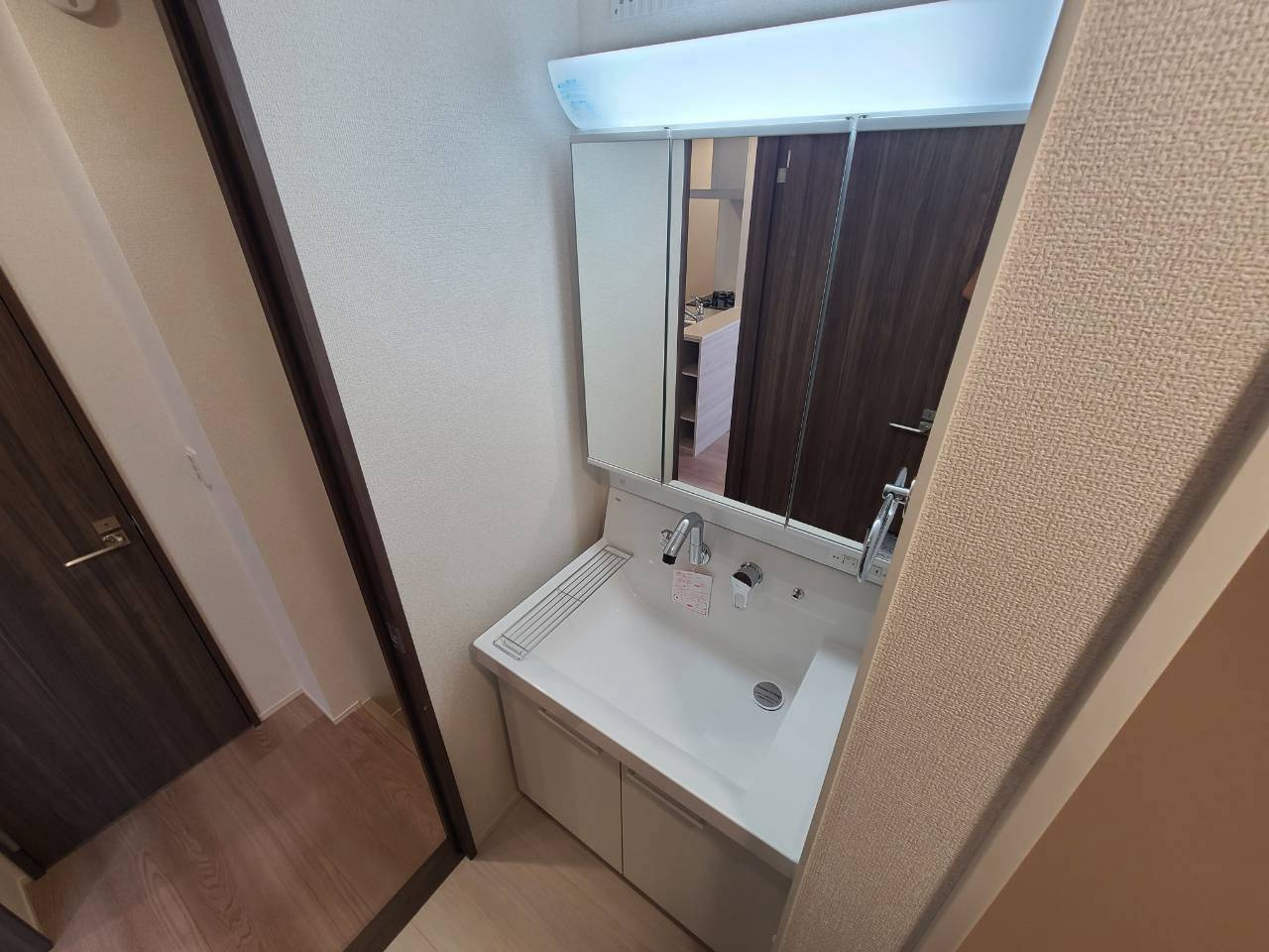 グランヴェール西ノ京の洗面所