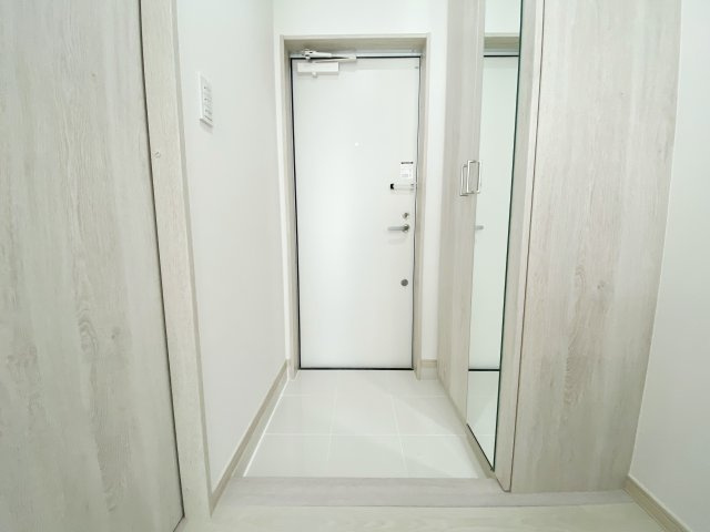 ラビエール戸田新曽Bの玄関|別号室の参考写真です。