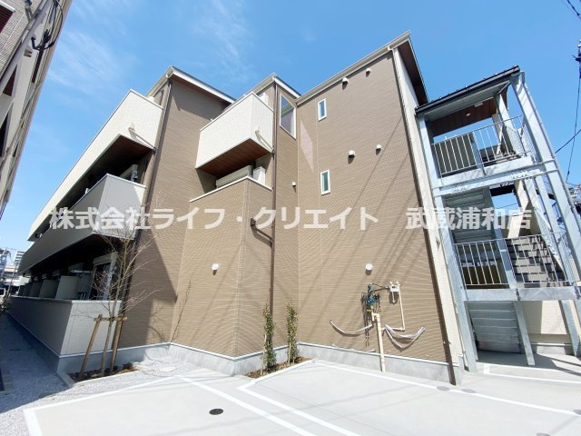 ラビエール戸田新曽Bの外観