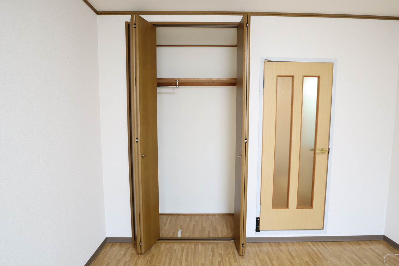 ジュネスⅡ号館の収納