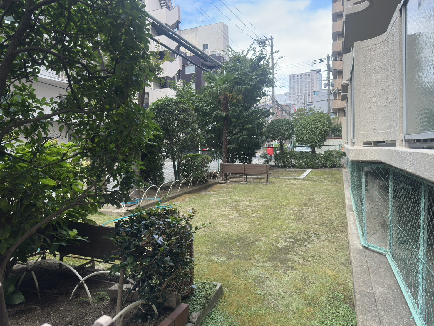 シャルマンコーポ第二谷町の周辺