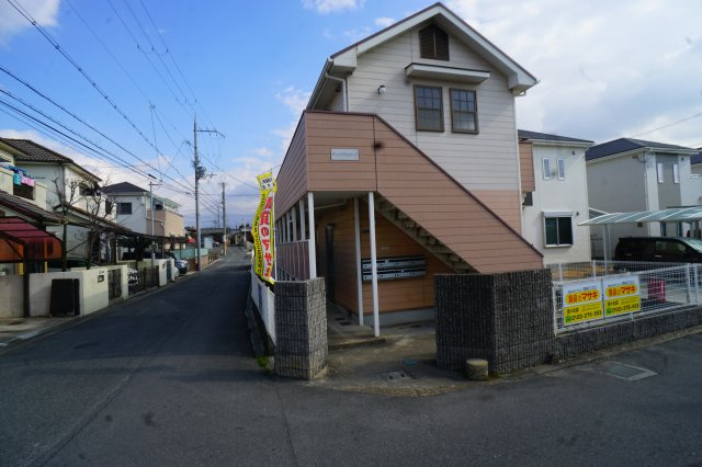 ハイツ　プロムナードの外観