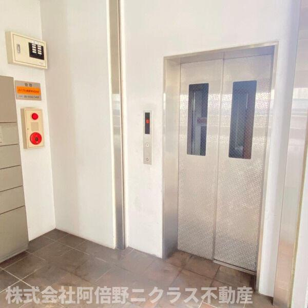 EST・Hのロビー