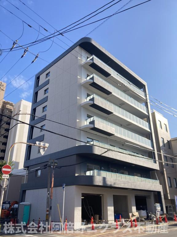 カーサヴェルデ東小橋のエントランス