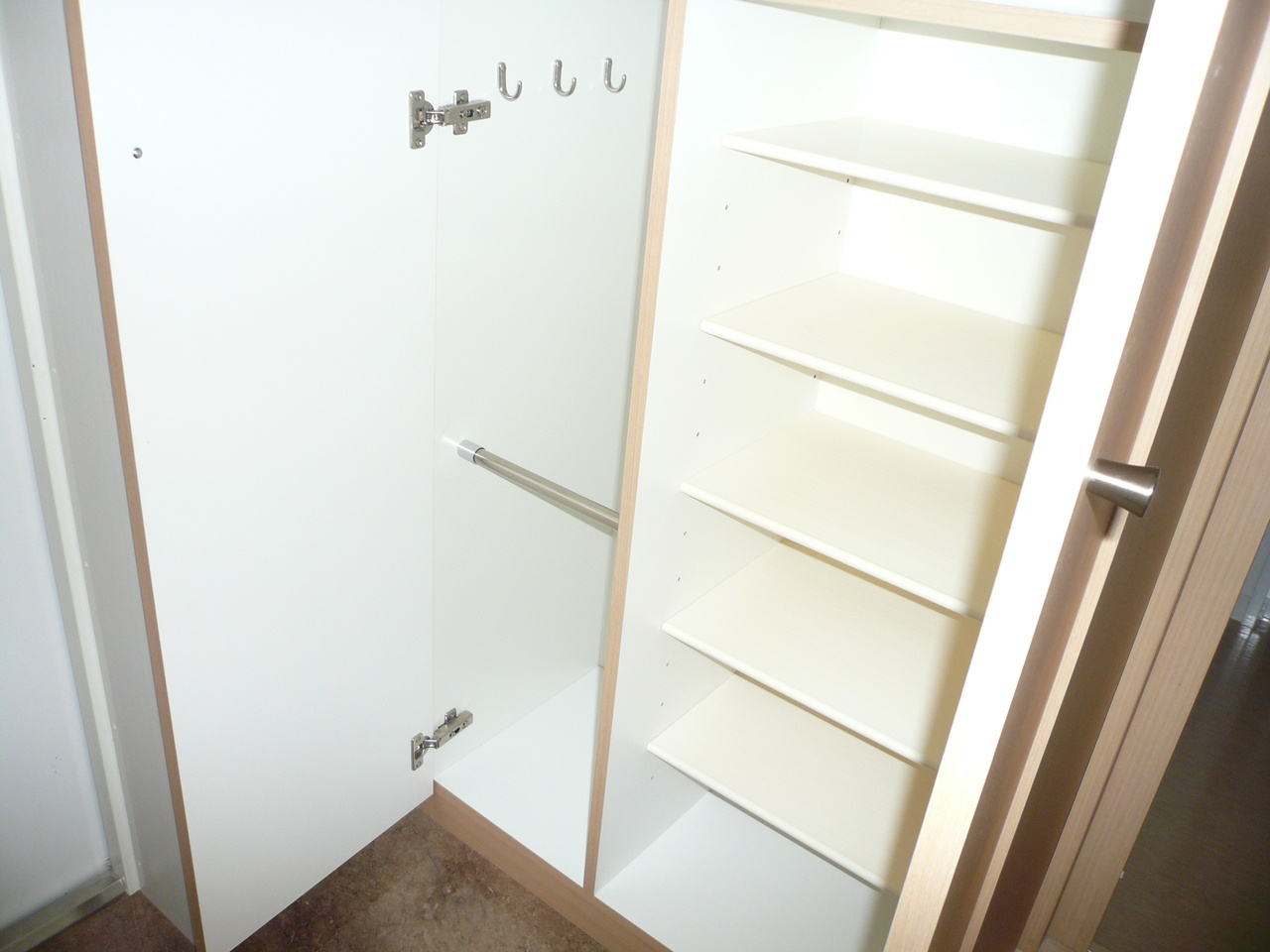 西宮アネックスの玄関|下駄箱