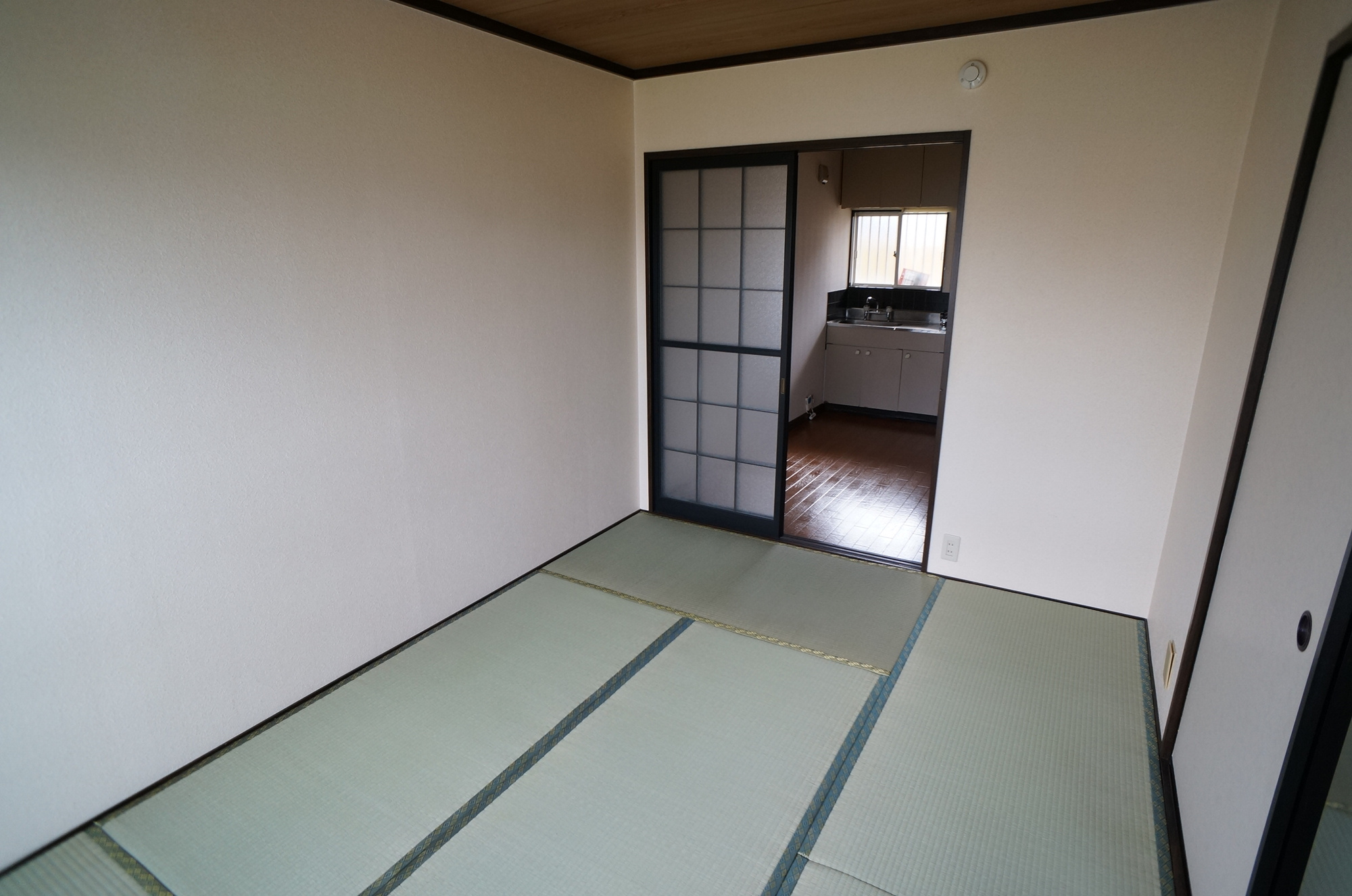 尺土グリーンヴィレッジAの和室