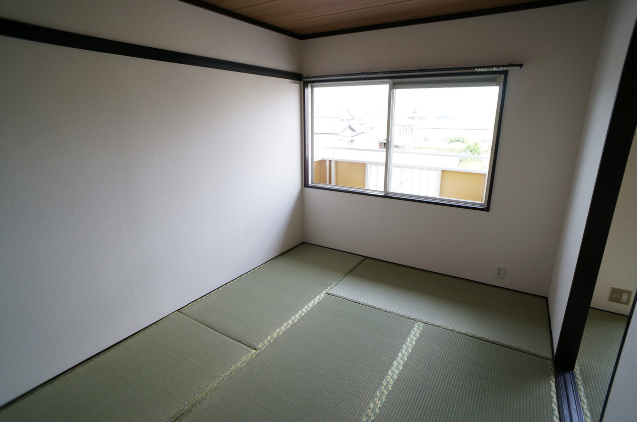 尺土グリーンヴィレッジAの和室