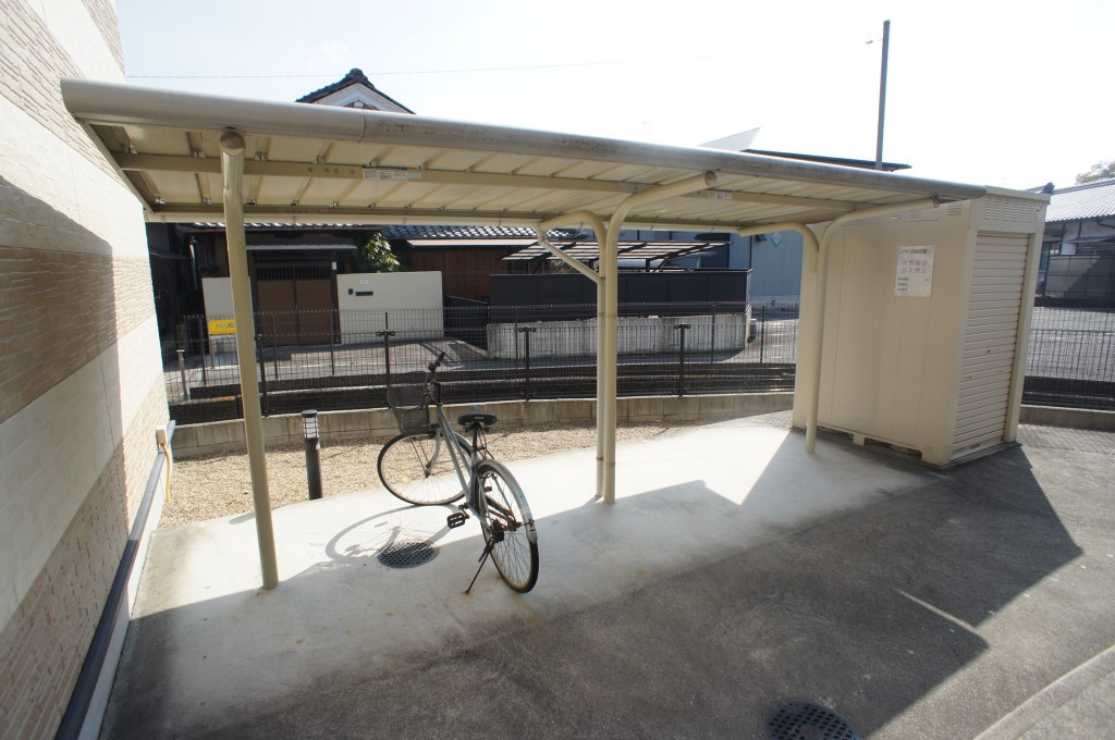 レオパレス大和郡山の駐車場