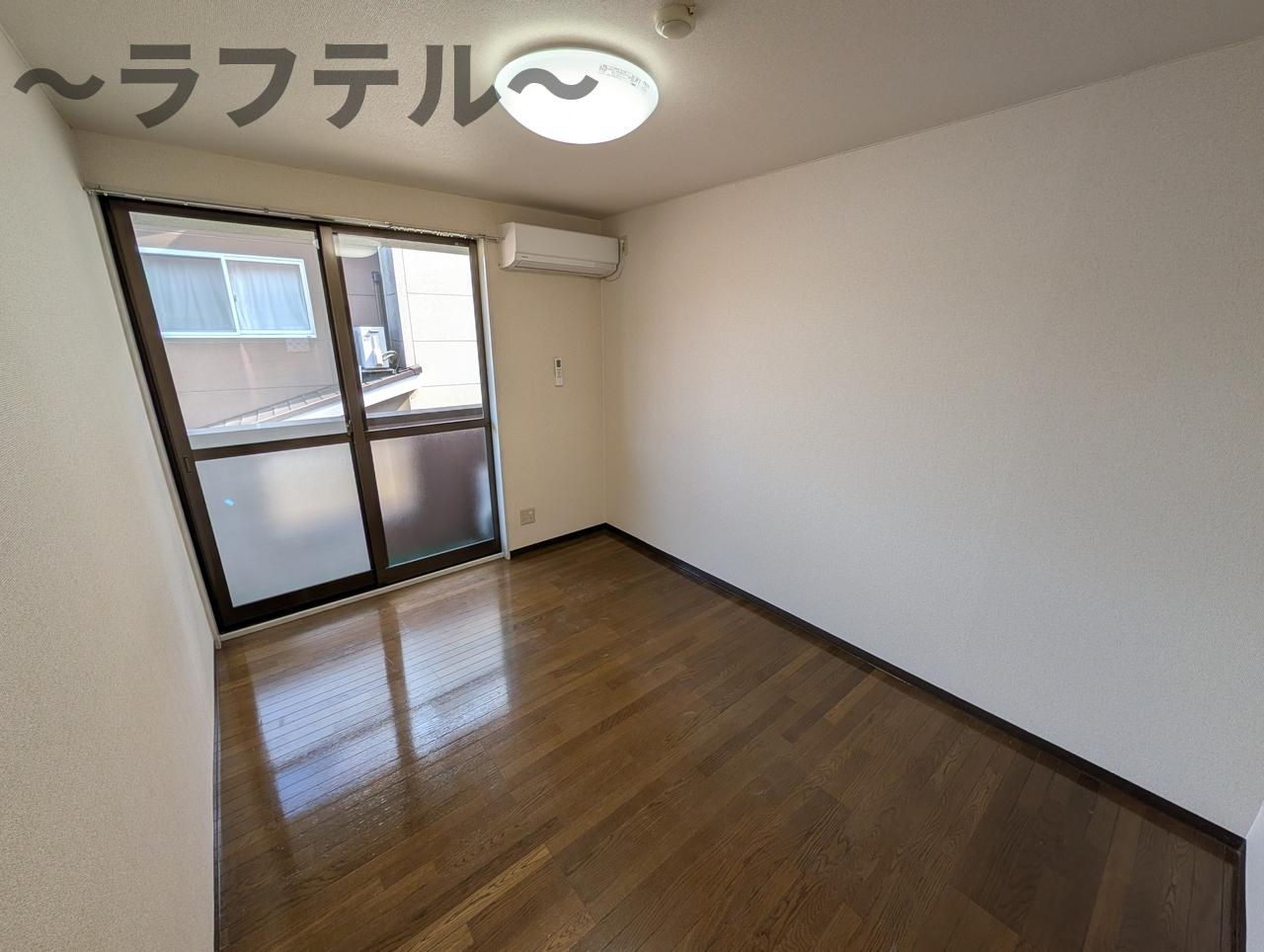 所沢市東狭山ケ丘２丁目のアパートの洋室