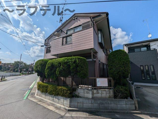 所沢市東狭山ケ丘２丁目のアパートの周辺