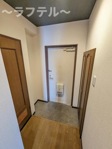 グリーンガーランド所沢2号館の玄関|別部屋イメージ