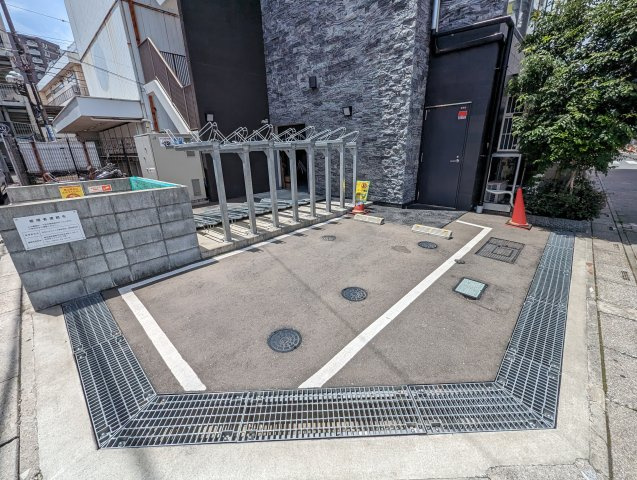 グラード新所沢の駐車場