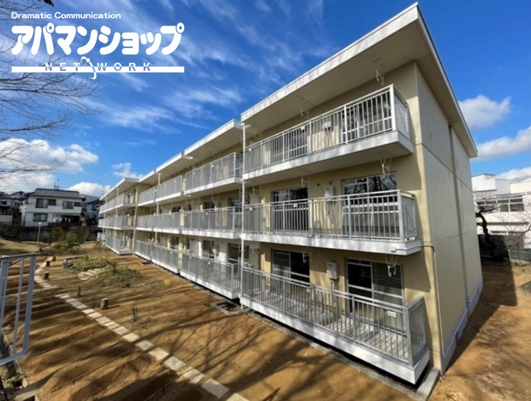 ルノアス富雄の外観