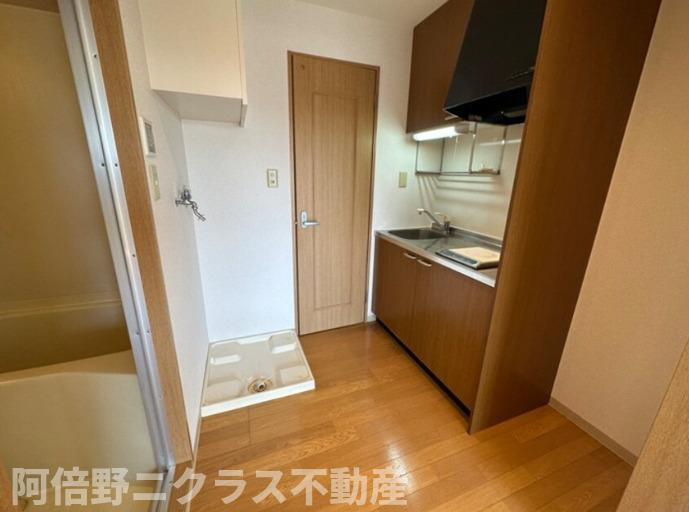 ロイヤルコート華の内装|内装は別部屋の参考写真です。