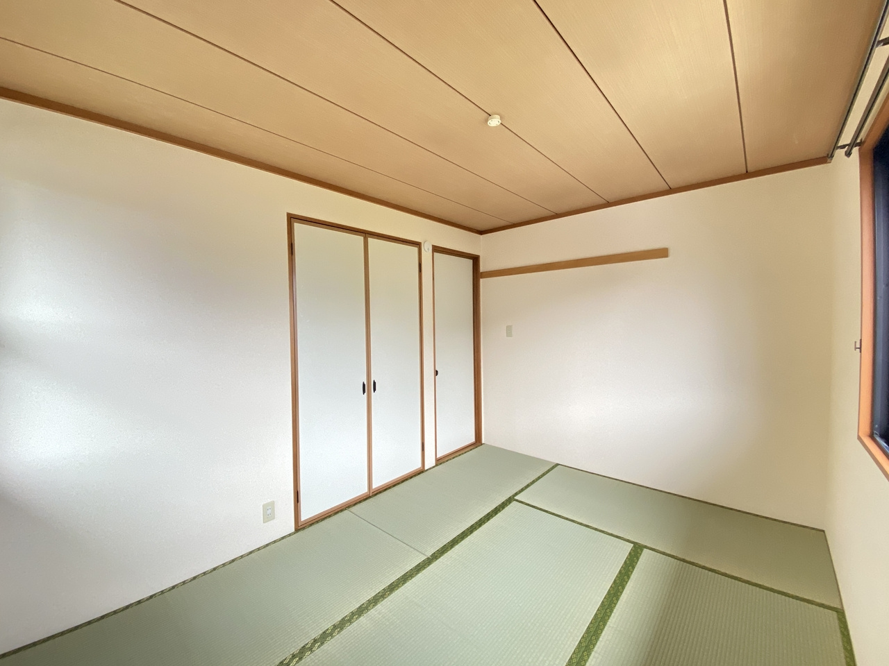 コンフォート朱雀Ⅵの和室|明るい和室です