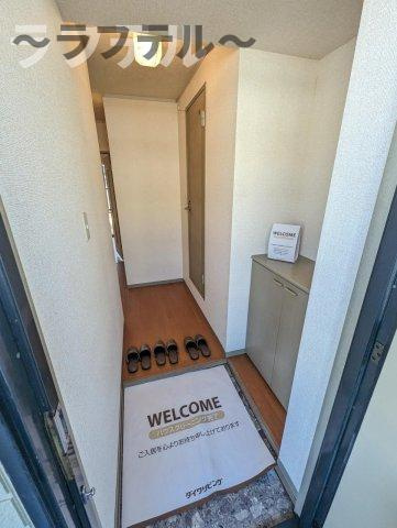 プレヤーデンの玄関|別部屋イメージ写真(反転イメージ)
