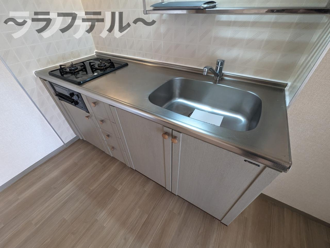 プレヤーデンのキッチン|別部屋イメージ写真(反転イメージ)