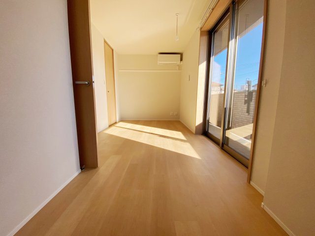 ペンタゴンの内装|別号室の参考写真です。