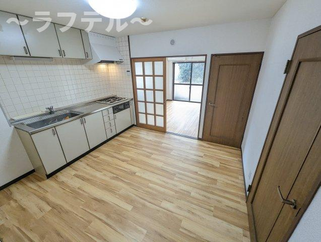 グリーンガーランド所沢1号館の居間・リビング|別部屋イメージ写真