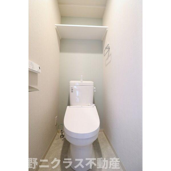 フォーリアライズ天王寺ヴァロールのトイレ|内装は別部屋の参考写真です。