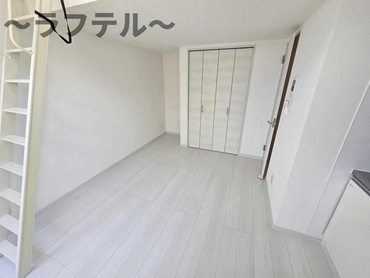 cogitoの居間・リビング|別部屋イメージ写真