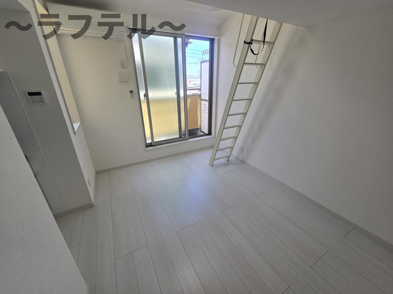 cogitoの居間・リビング|別部屋イメージ写真