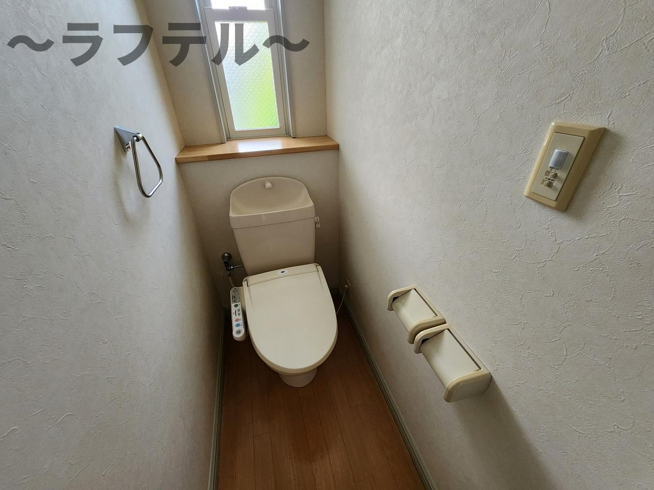 オーガスタAのトイレ|別部屋イメージ写真