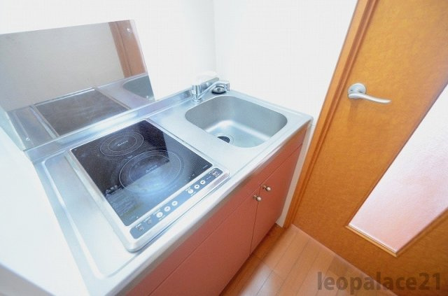レオパレス曽我のキッチン