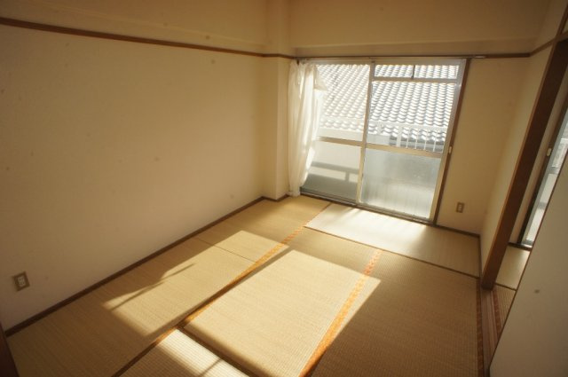山善ハイツの和室