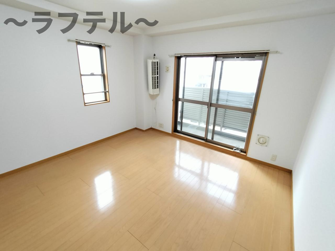 所沢市泉町のアパートの居間・リビング|別部屋イメージ写真
