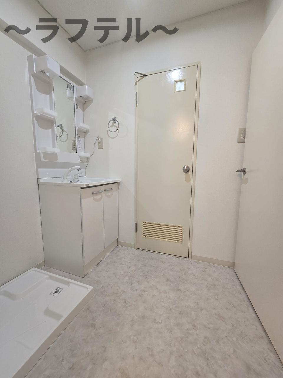 入間市河原町の賃貸マンションの洗面所|別部屋イメージ