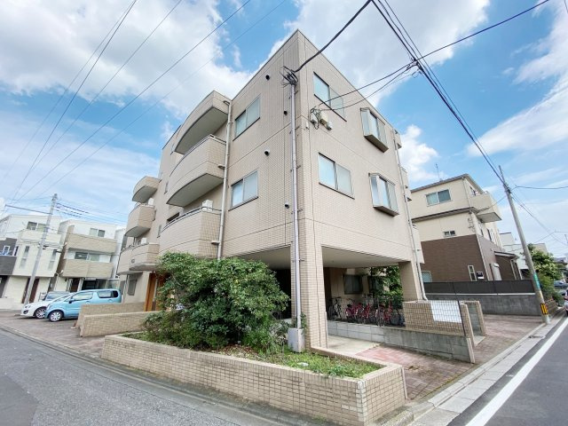 ヴィラ西の台の外観