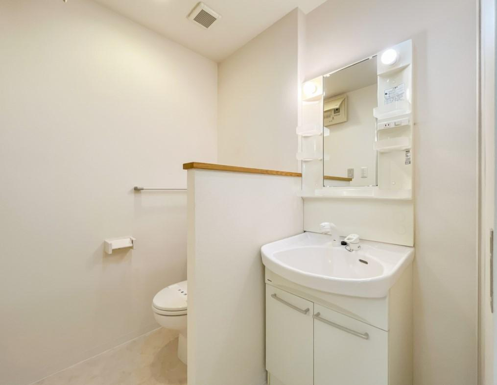 ディアコート西宮北口の洗面所|洗面所です