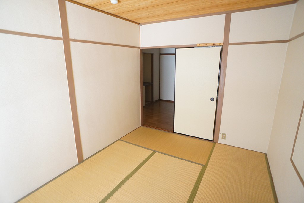 上牧グリーンハイツの和室