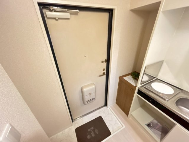 シャトー・ドゥ・クリヨンの玄関|シンプルで使いやすい玄関です